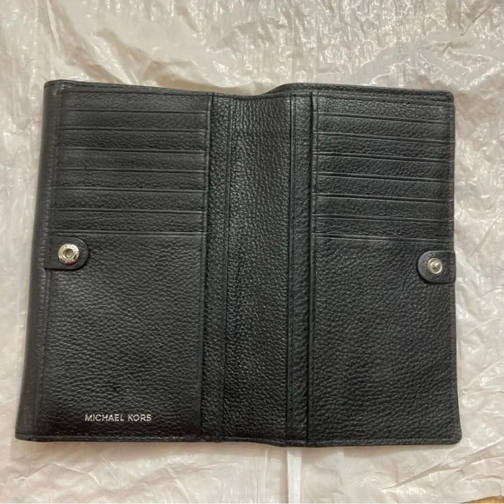Michael Kors black leather wallet